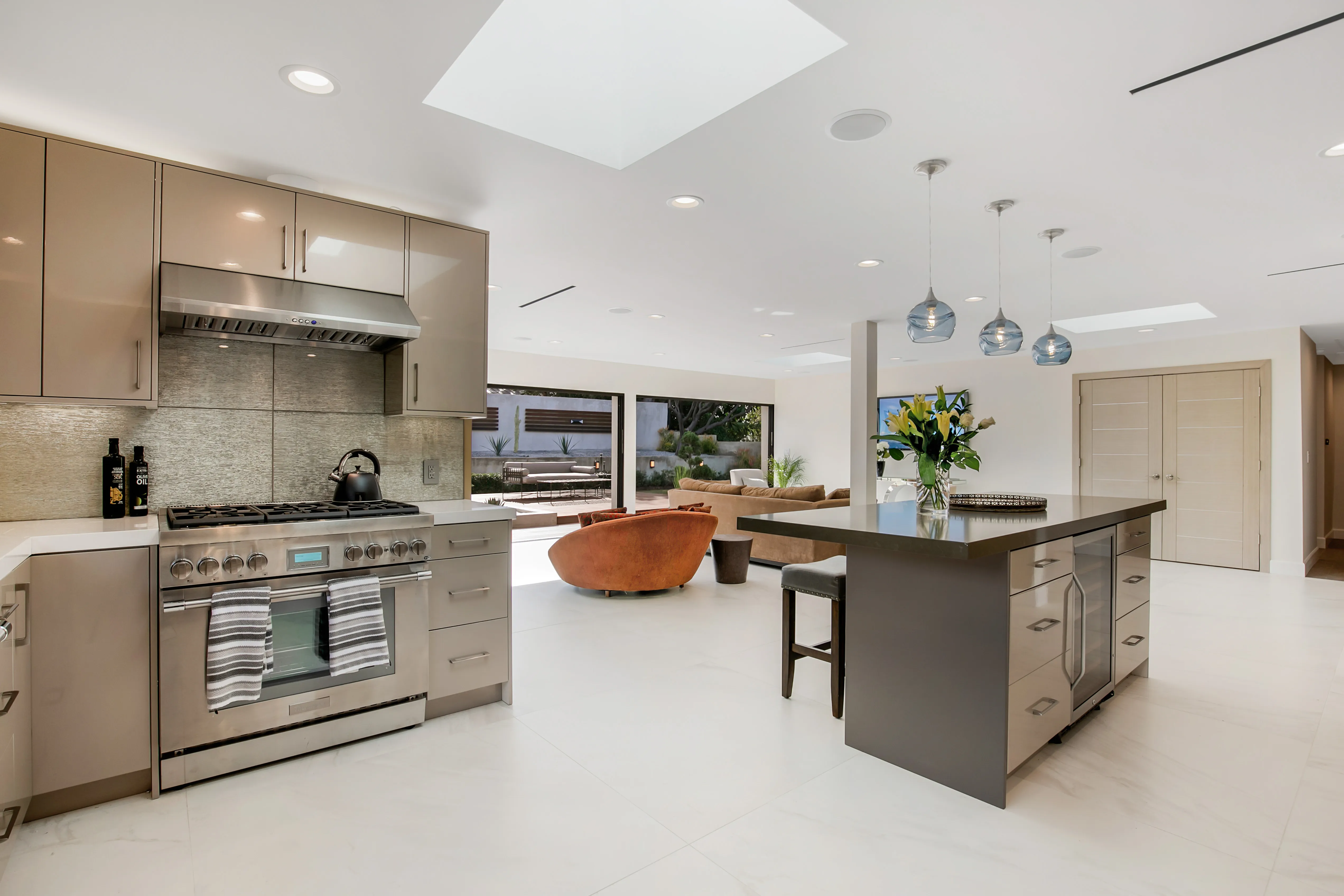 Vista Sierra Dr Malibu home and yard renovation — view 18